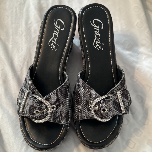 Grazie Shoes Nwot Grazie Leopard Print Wedge Slide On Slides Poshmark